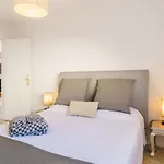 Вилла Iris 8 House *