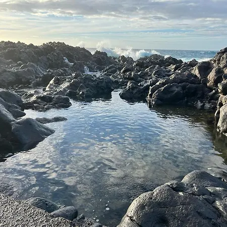 Iris 8 House * Puntillo Del Sol